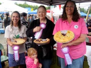 Winners of the 2010 Joyce Daze Blackberry Pie Contest